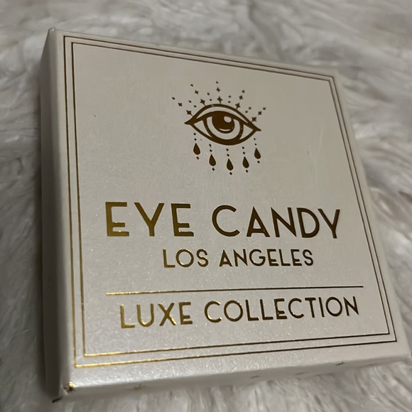 New Eye Candy Earrings with Glass Crystals - Picture 8 of 9